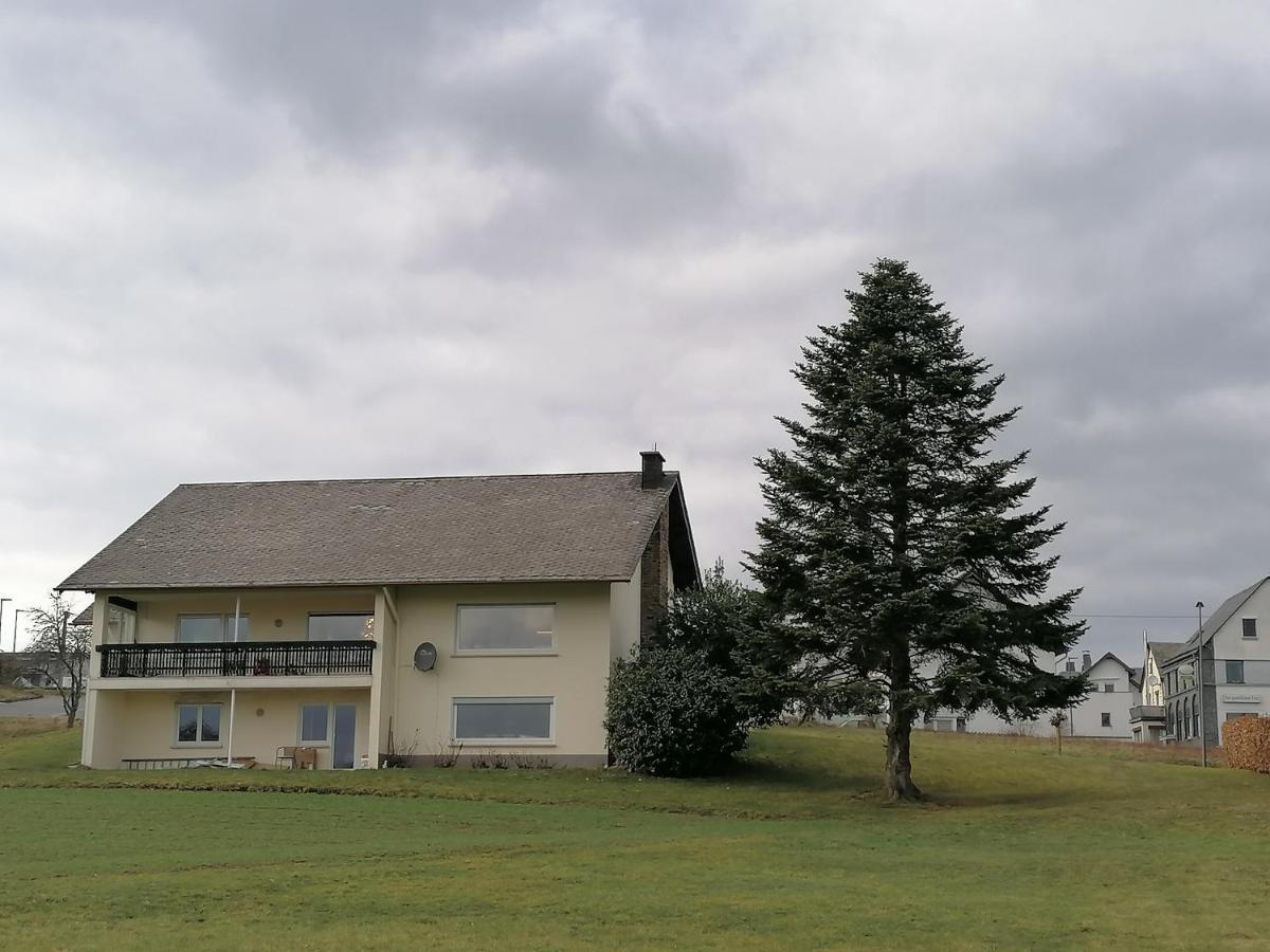 Ferienwohnung Haus Abrioux Zur Falkenlay Bad Bertrich Exterior photo